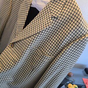 tailored suit jacket